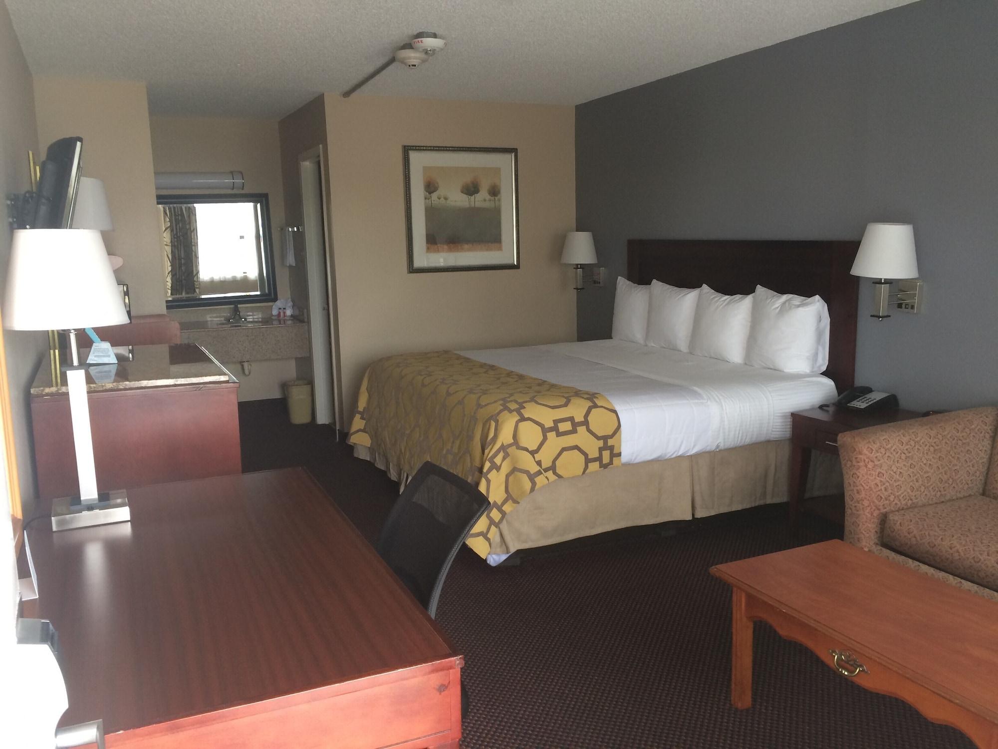Baymont By Wyndham Terrell Hotel Bagian luar foto